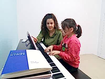 Ahenk Müzik Piyano Kursu